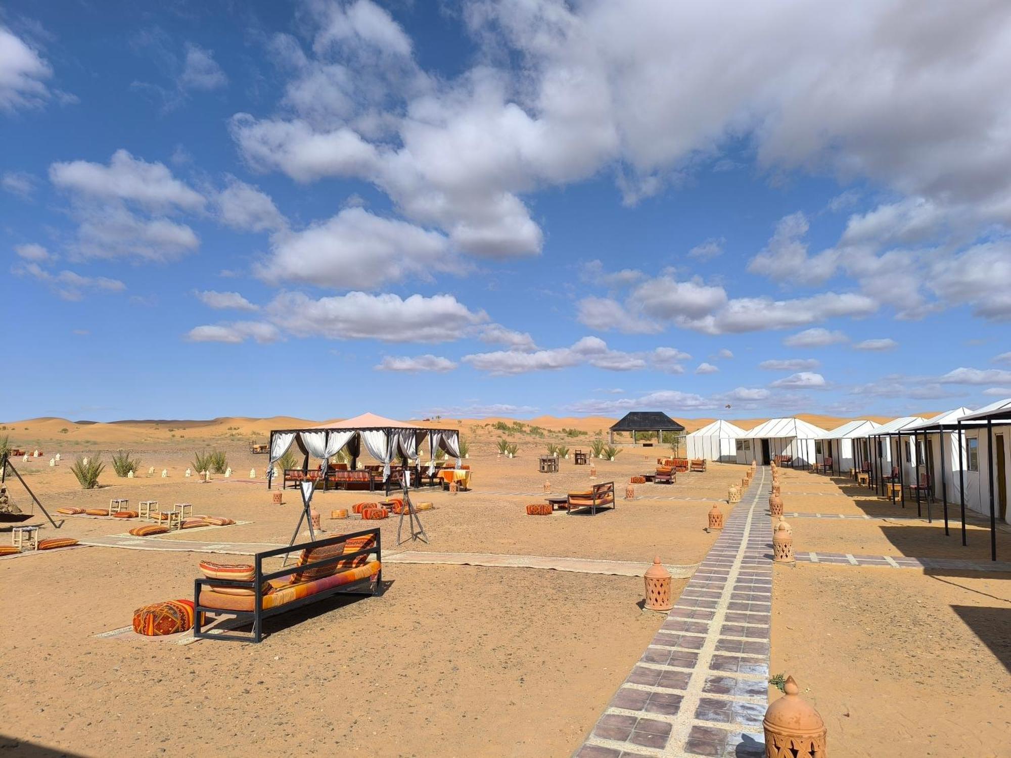 Luxury Bega Camp Hotel Merzouga Buitenkant foto